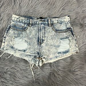 FOREVER SHORT SIZE 28 📌📌